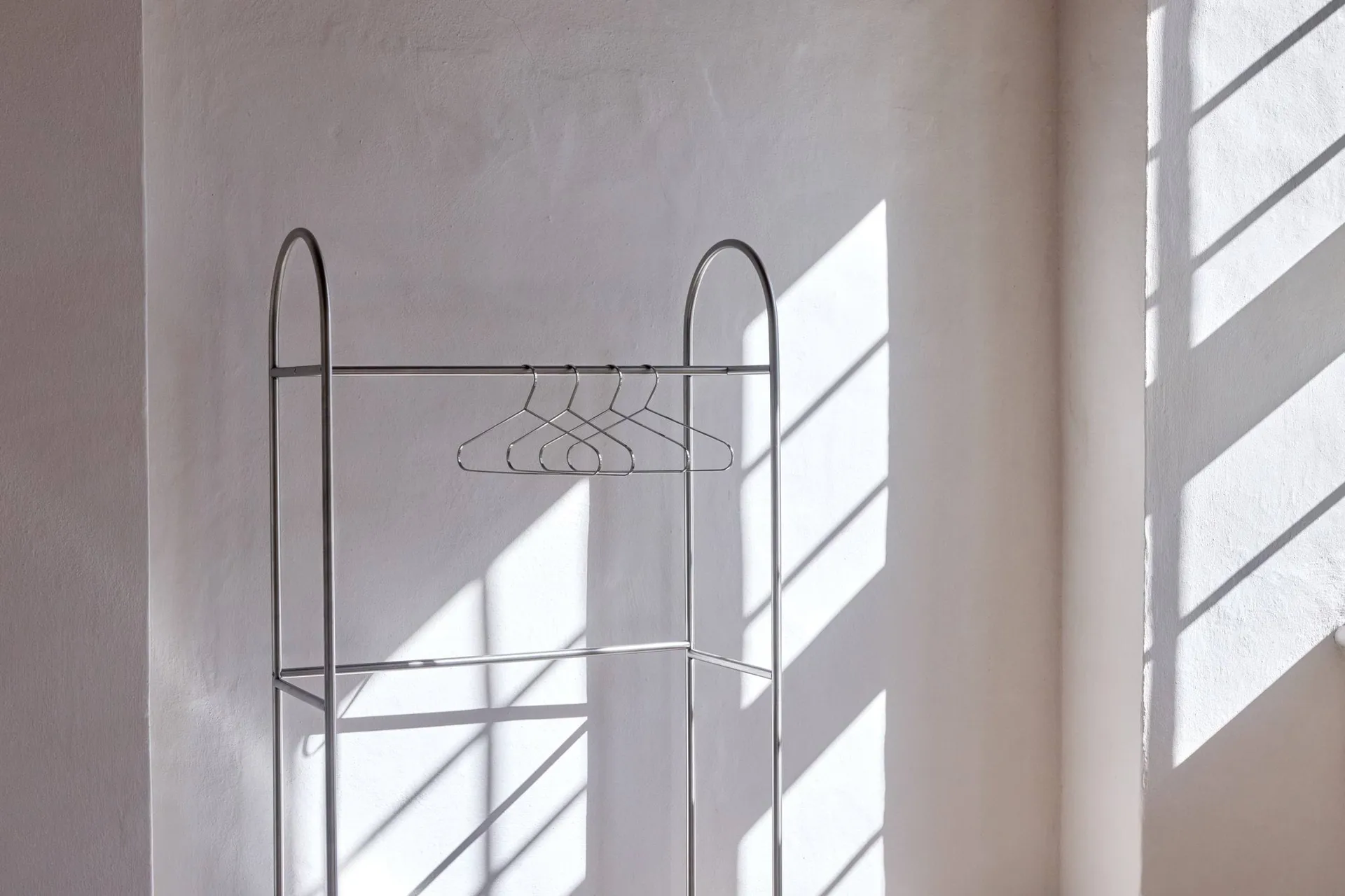 Arch tøjstativ, Sølvfarvet, 39x92x186 cm Mette Ditmer
