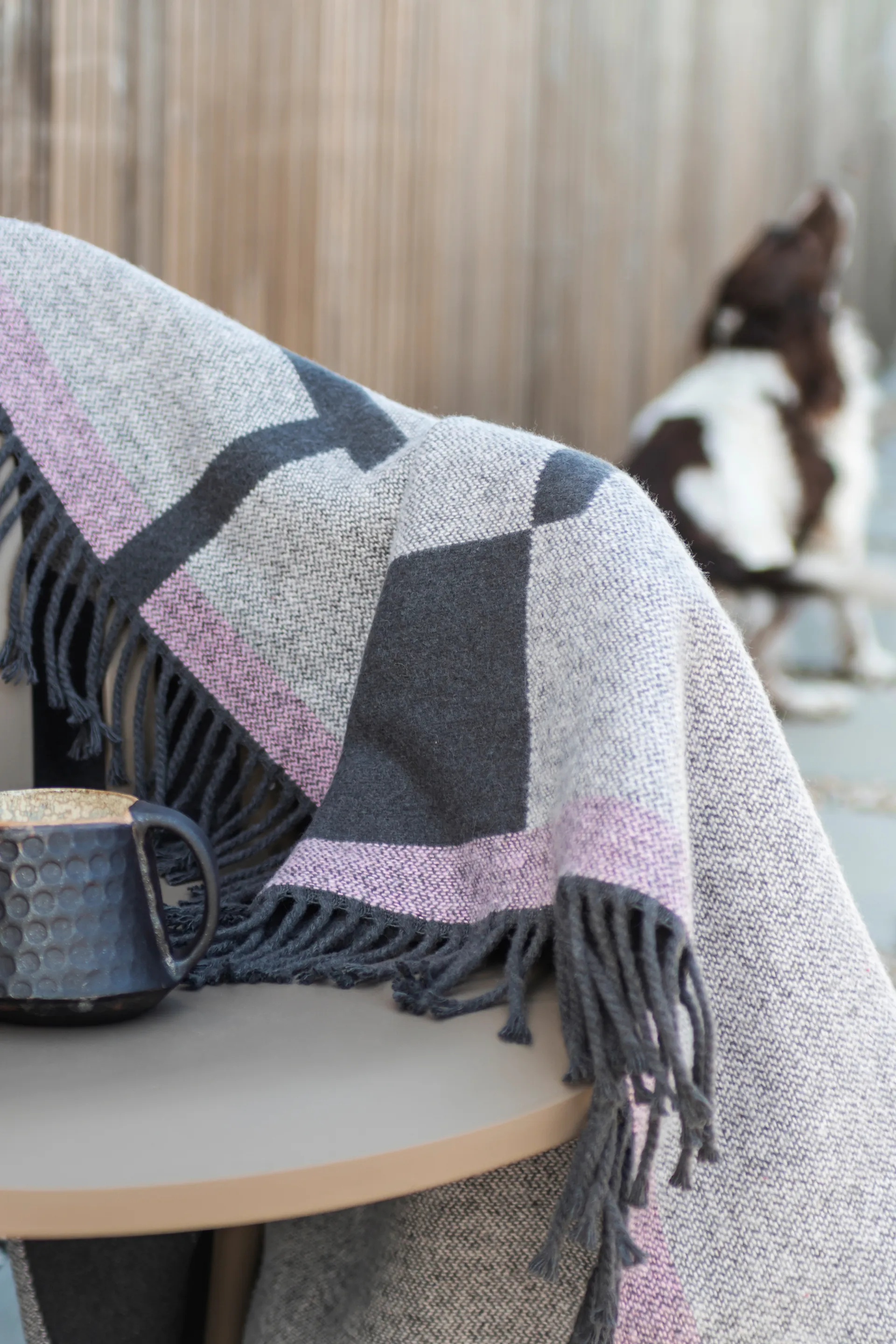 Bauhaus plaid 127x170 cm, Latte Mette Ditmer