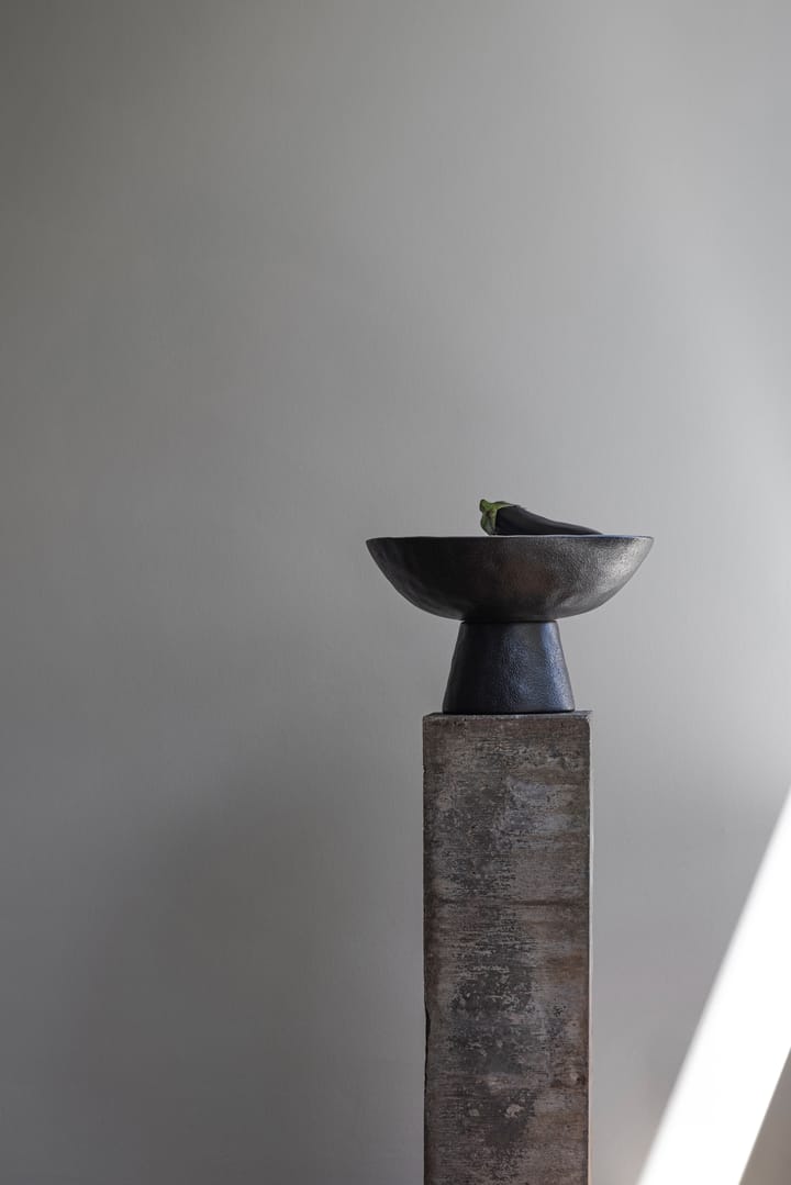 By Hand skål på fod Ø31,5x20 cm, Offwhite Mette Ditmer