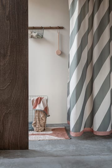 Diagonal badeforhæng 150x200 cm - Dark olive - Mette Ditmer