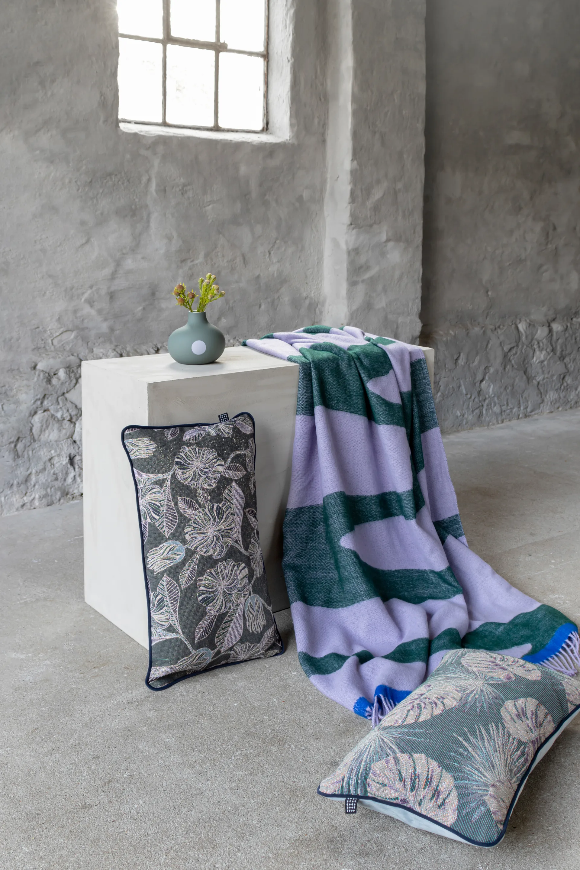 Gallery plaid 125x170 cm, Dark forest Mette Ditmer