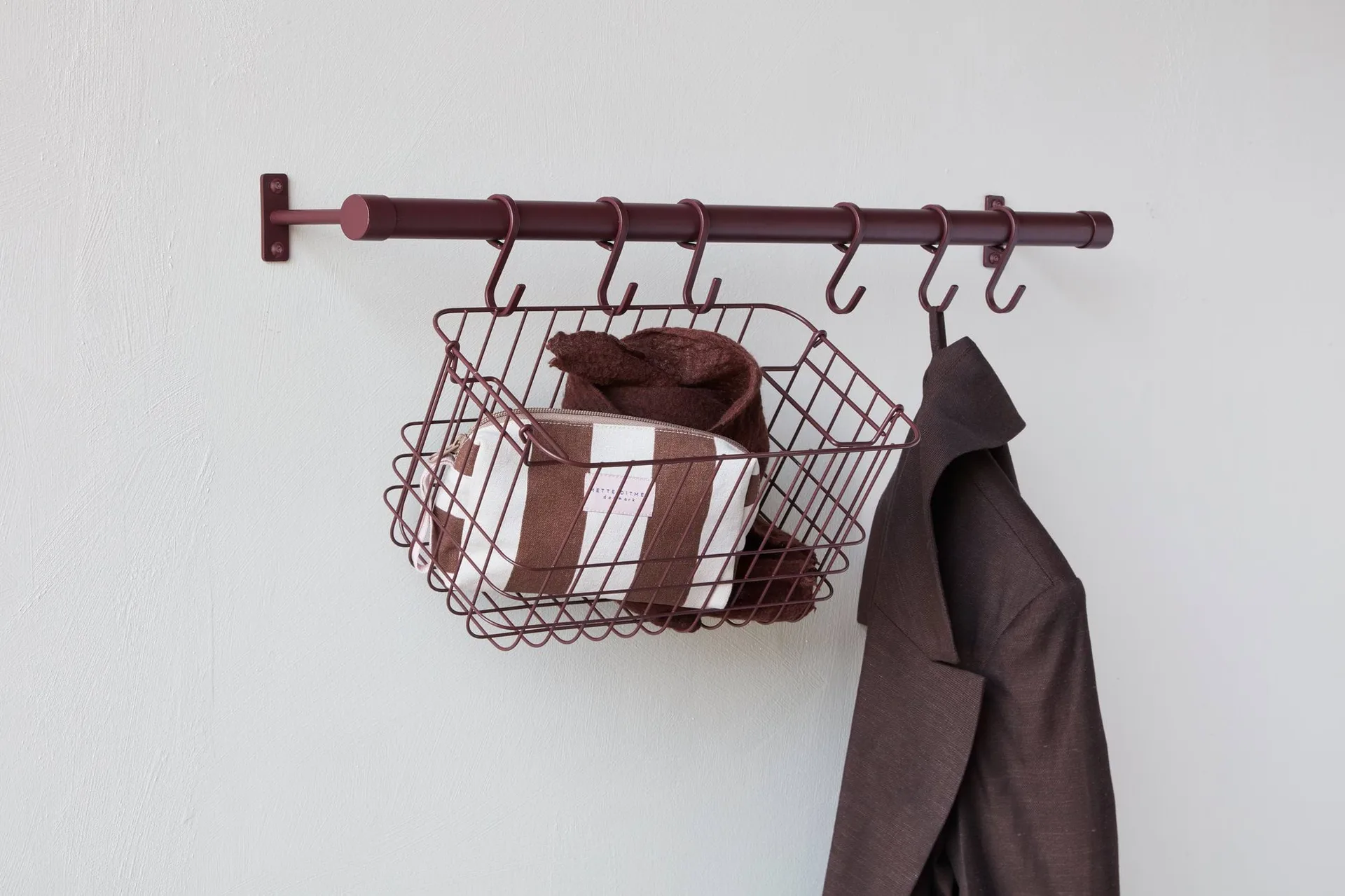 Hang-it tøjstativ, Rød, 11x70x5,5 cm Mette Ditmer