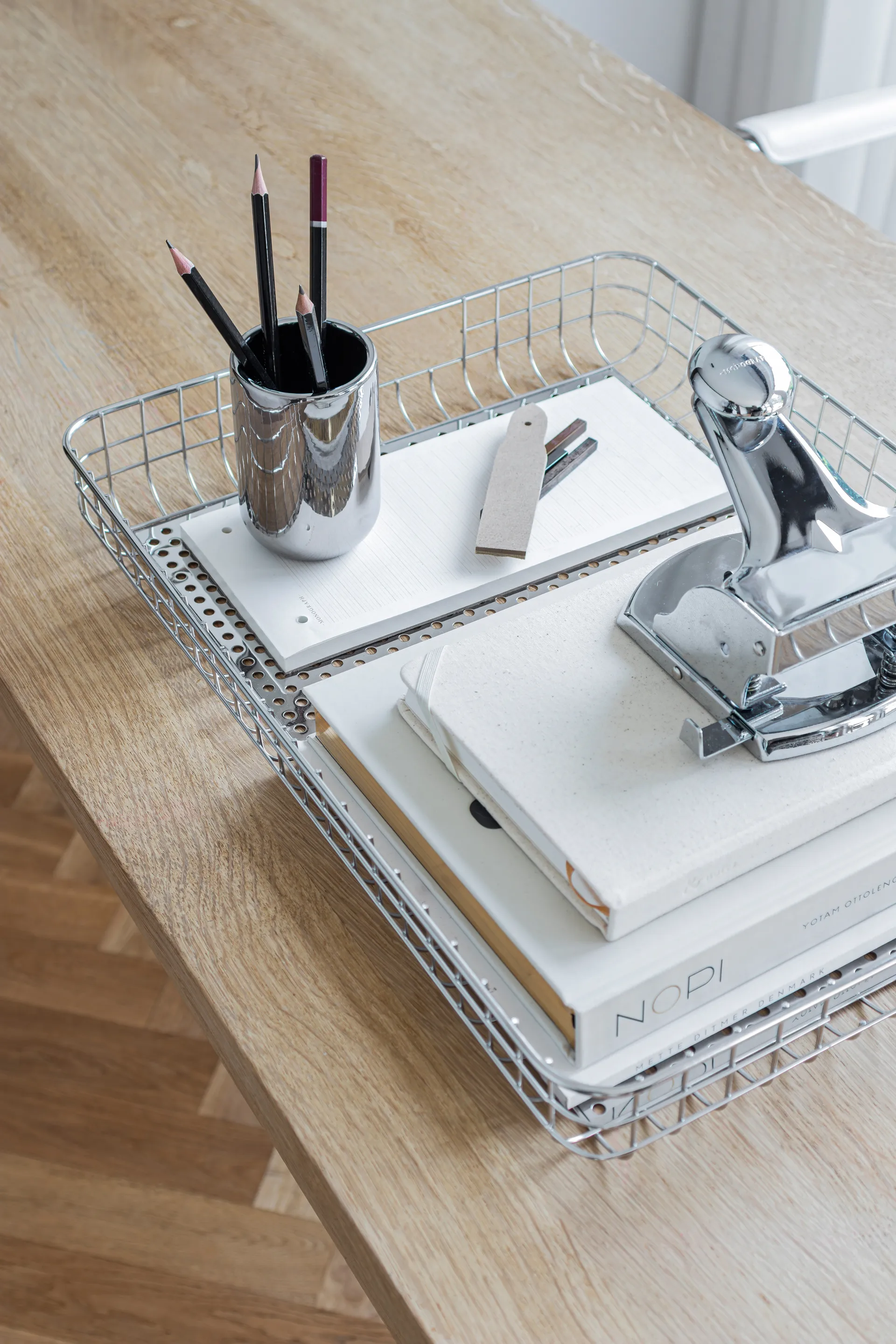 Lift bakke 33,5x45,5 cm, Chrome Mette Ditmer