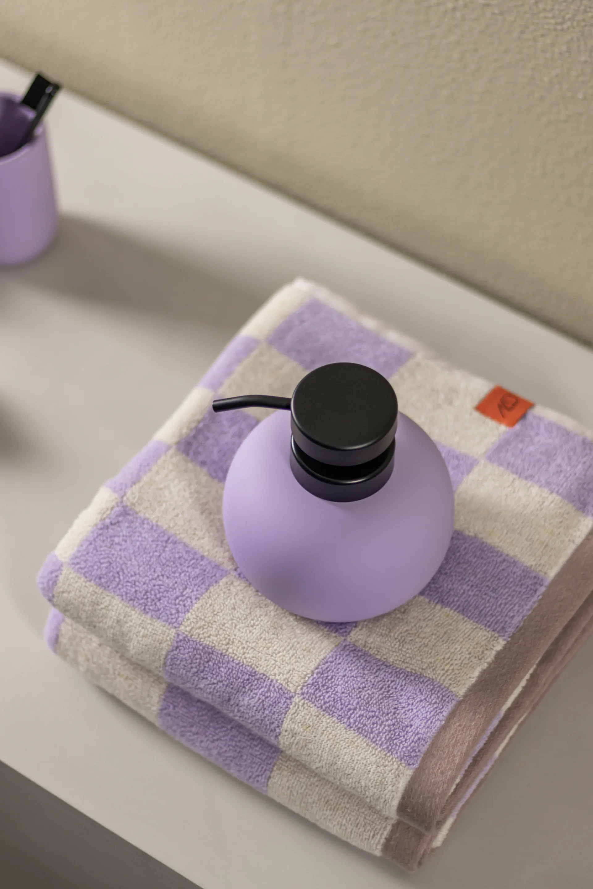Lotus sæbedispenser, Light lilac Mette Ditmer