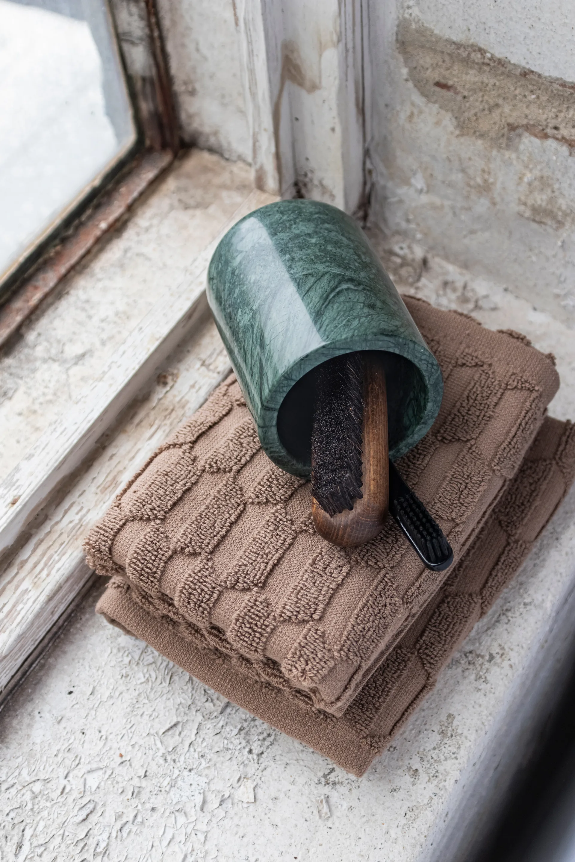 Marble tandkrus 10 cm, Dark forest Mette Ditmer