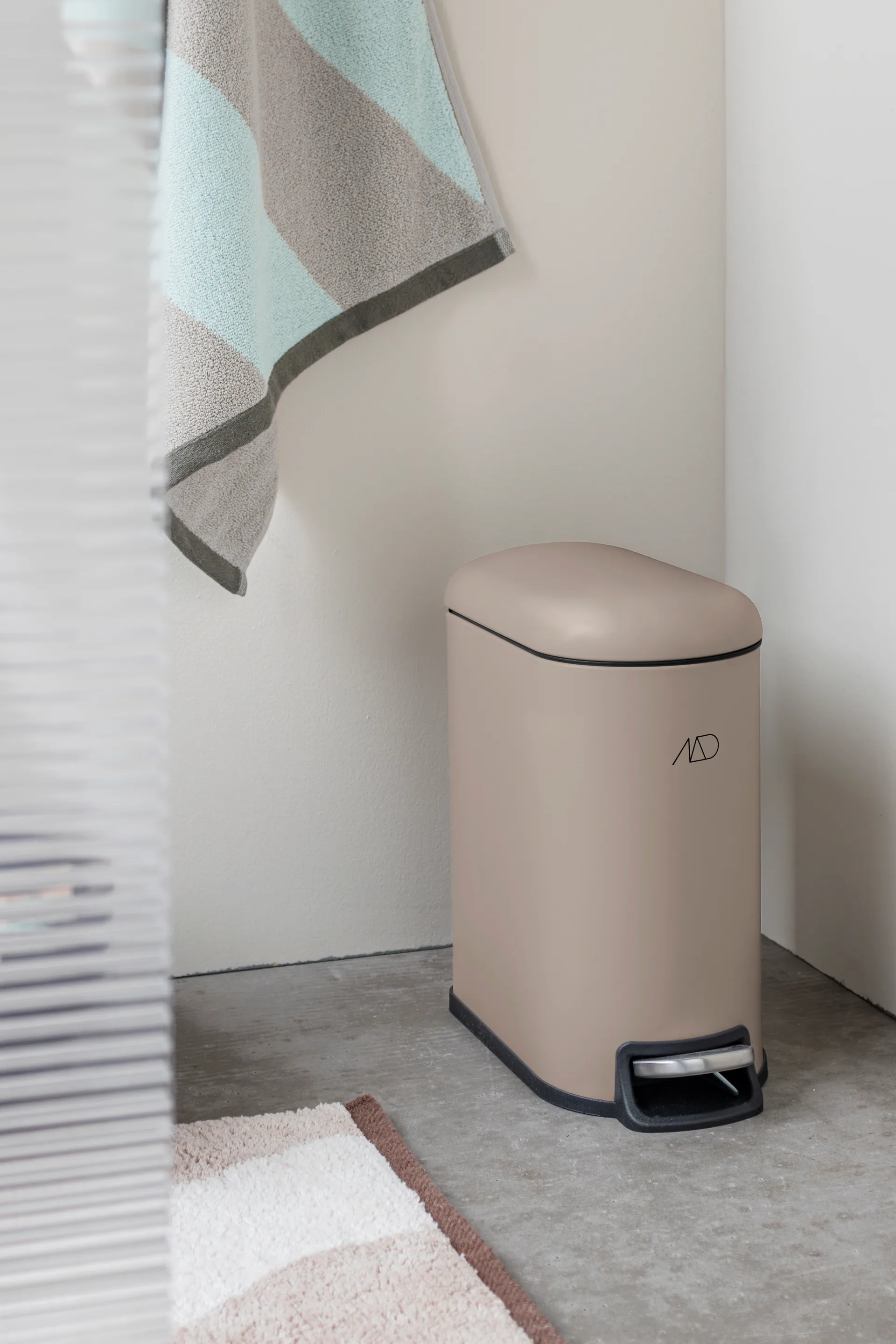 Mini-Walther pedalspand 5 L, Sand Mette Ditmer