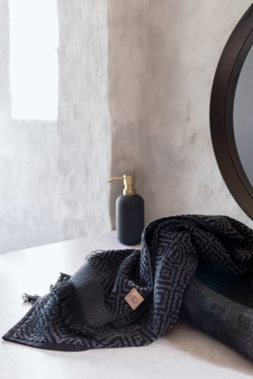 Morocco håndklæde 50x95 cm - Black/Grey - Mette Ditmer