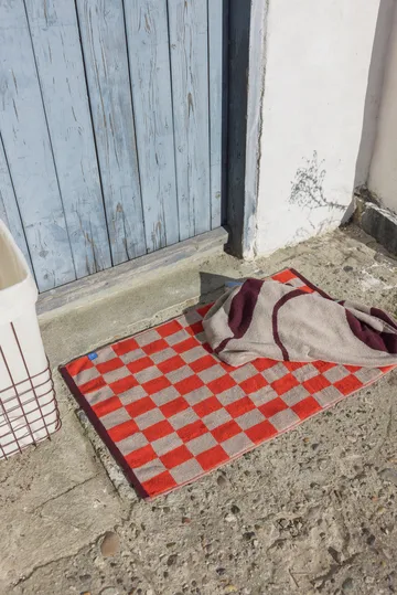 Retro bademåtte 50x80 cm - Dark orange - Mette Ditmer