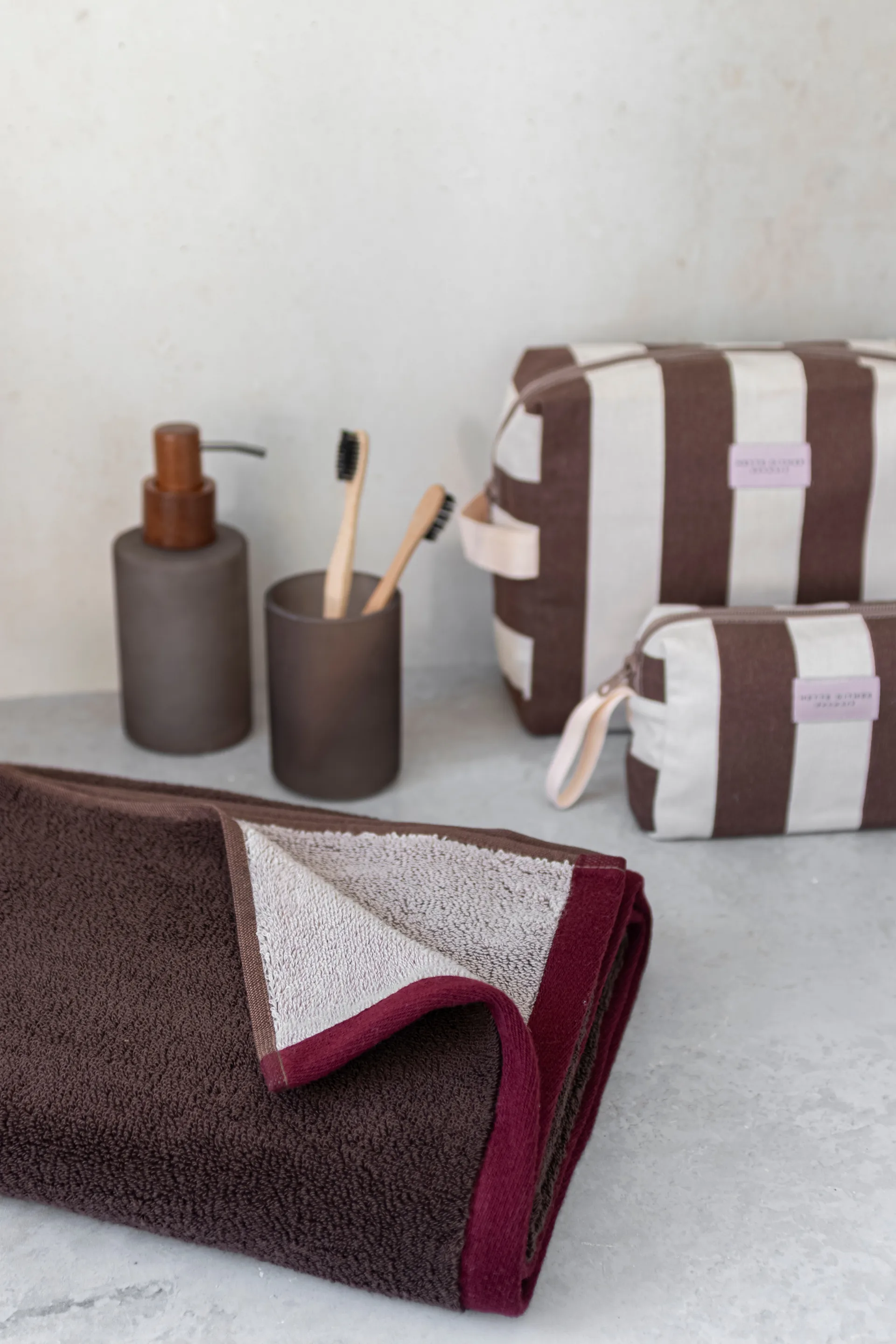 Soft badehåndklæde 70x133 cm, Brown-sand Mette Ditmer