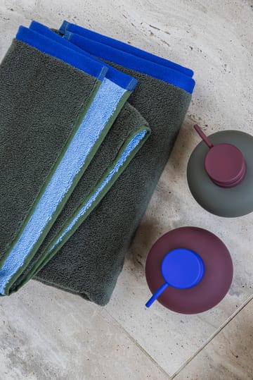 Soft badehåndklæde 70x133 cm - Dark olive-light blue - Mette Ditmer