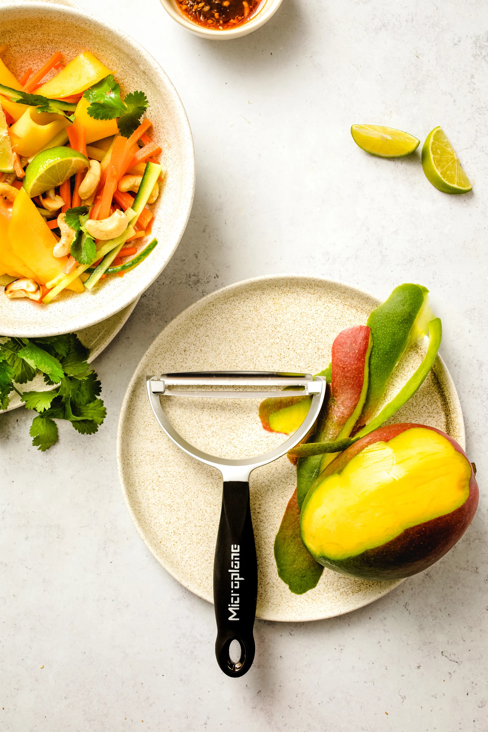 Professionel XL-skræller 17 cm, Black Microplane