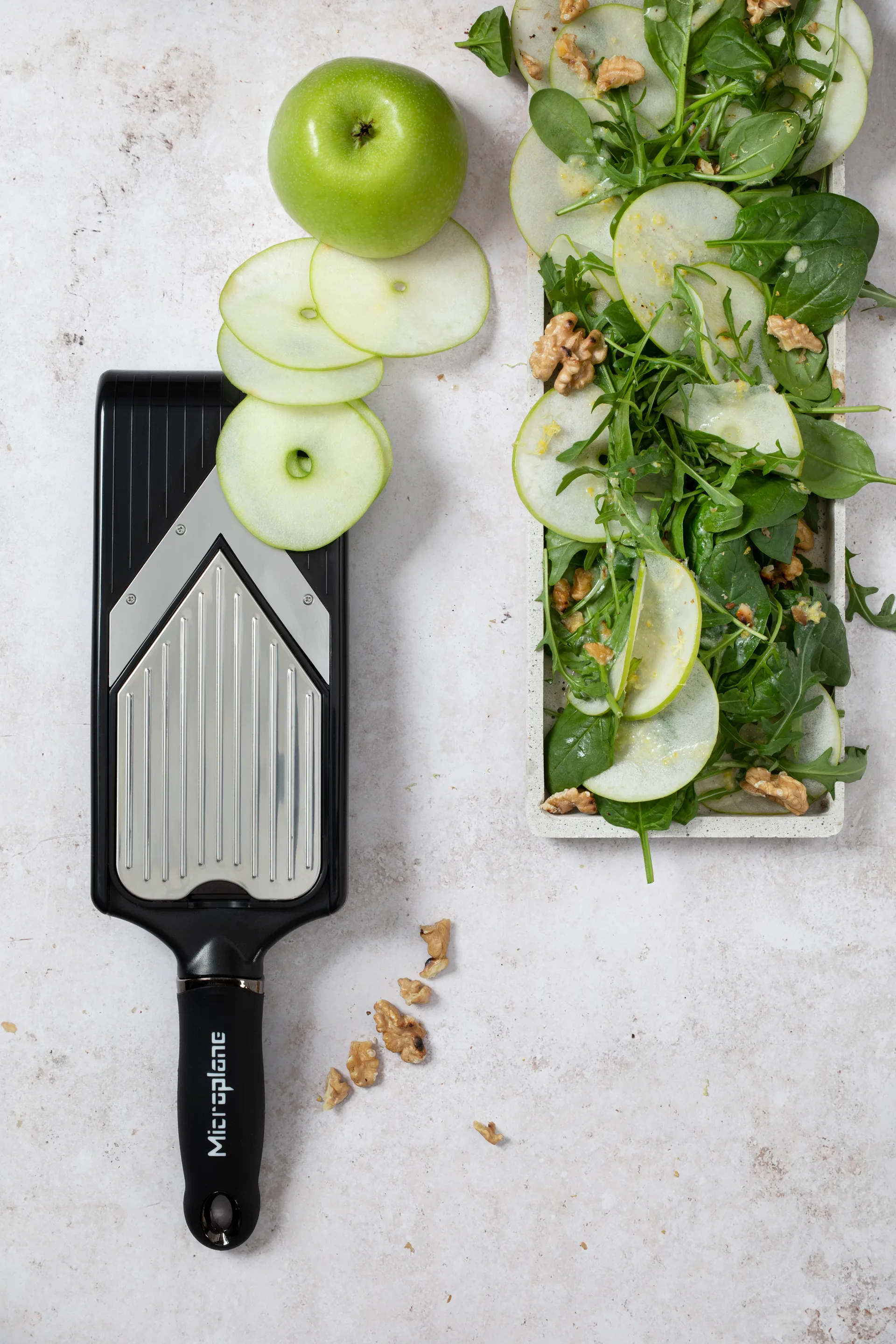 Speciality V-Slicer grøntsagsskærer julienne blade, Black Microplane