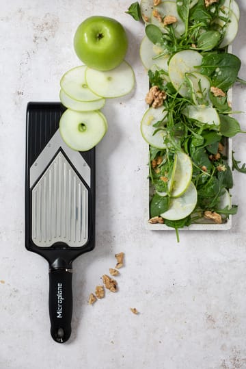 Speciality V-Slicer grøntsagsskærer julienne blade - Black - Microplane