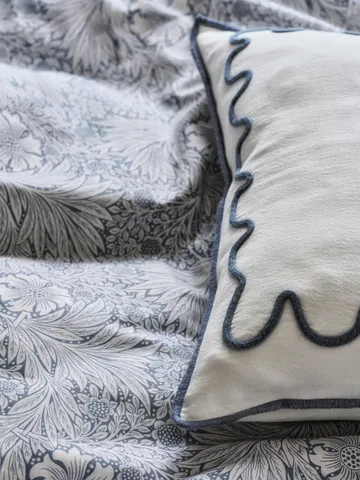 Morris & Co. Marigold Pudebetræk - Blå, 50x60 cm - Mille Notti