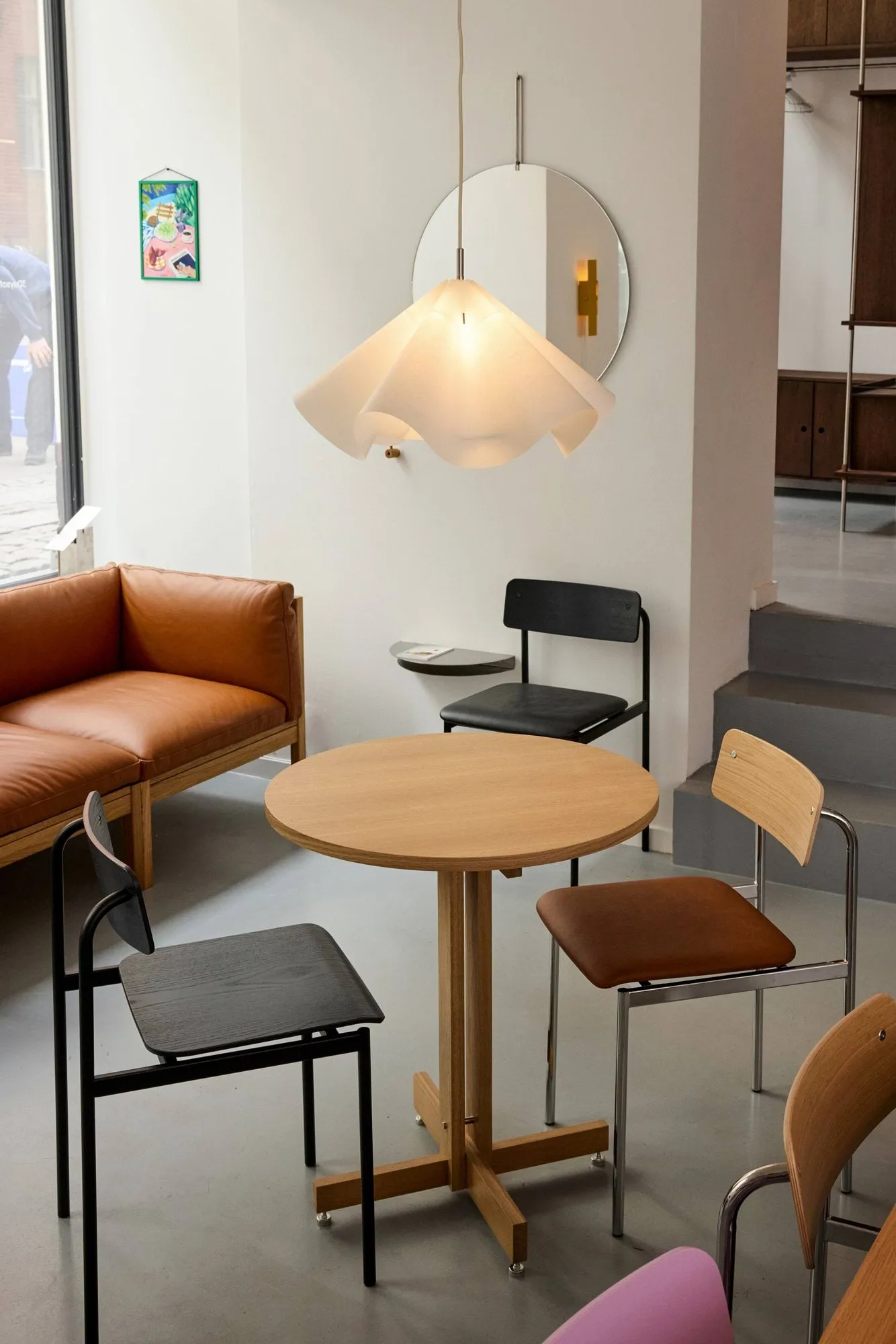 KUMU cafébord, Olieret eg, Ø65 cm MOEBE