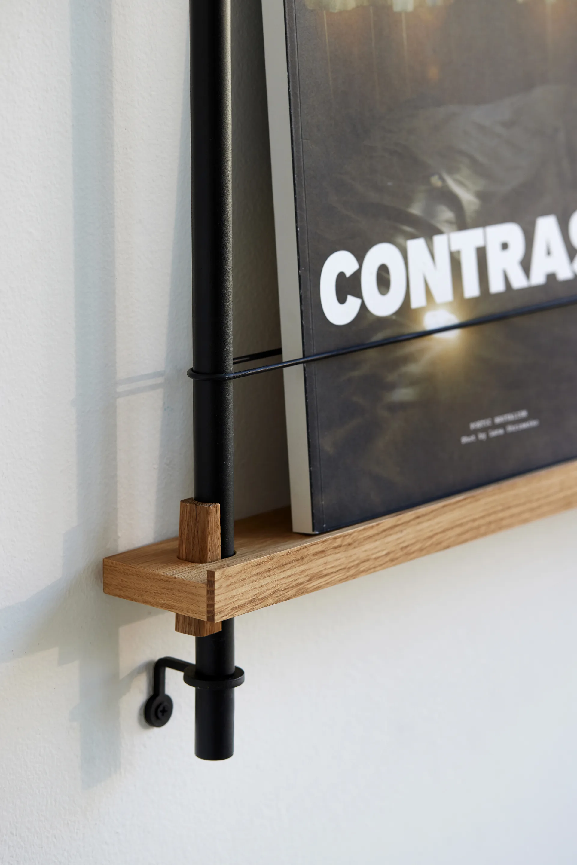 Moebe avisholder, Oak-white MOEBE