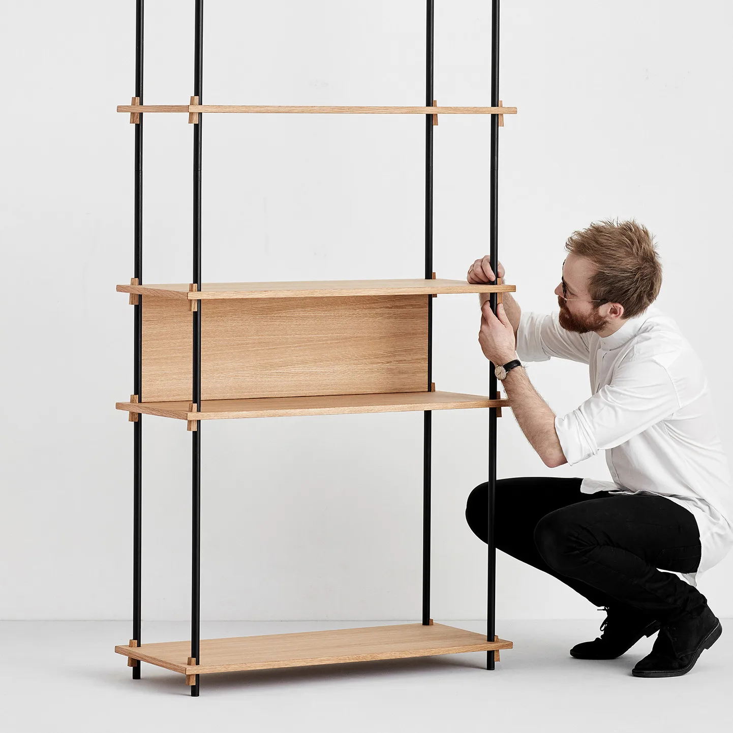 Moebe bagstykke til hylde 85 cm, Eg MOEBE