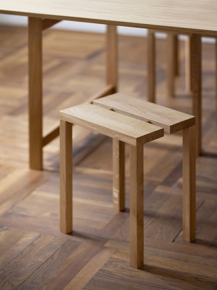 Moebe Peg skammel 35x27,5x44 cm, Eg MOEBE