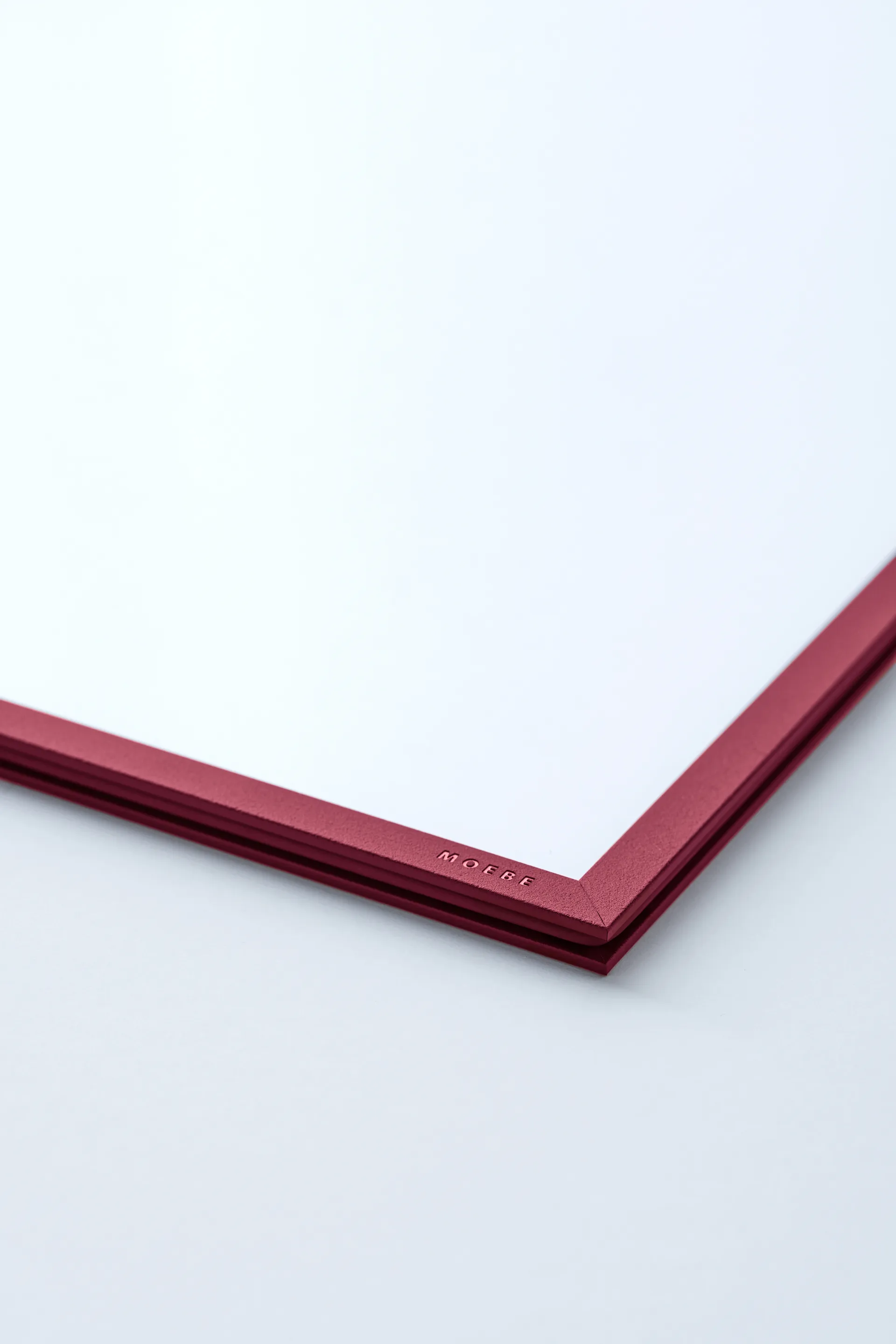 Moebe ramme A3 31,3x43,6 cm, Transparent/Red MOEBE