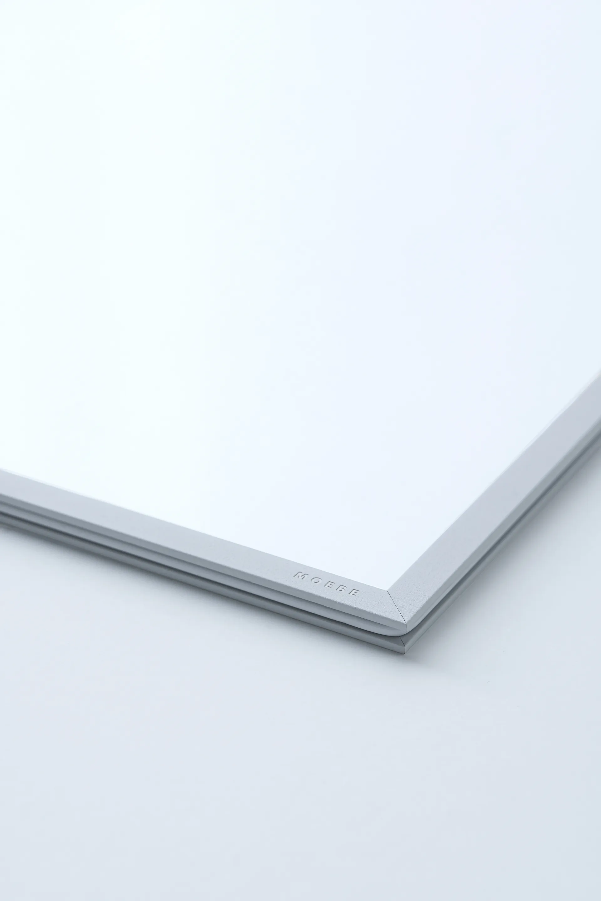 Moebe ramme A4 22,6x31,3 cm, Transparent/Grey MOEBE