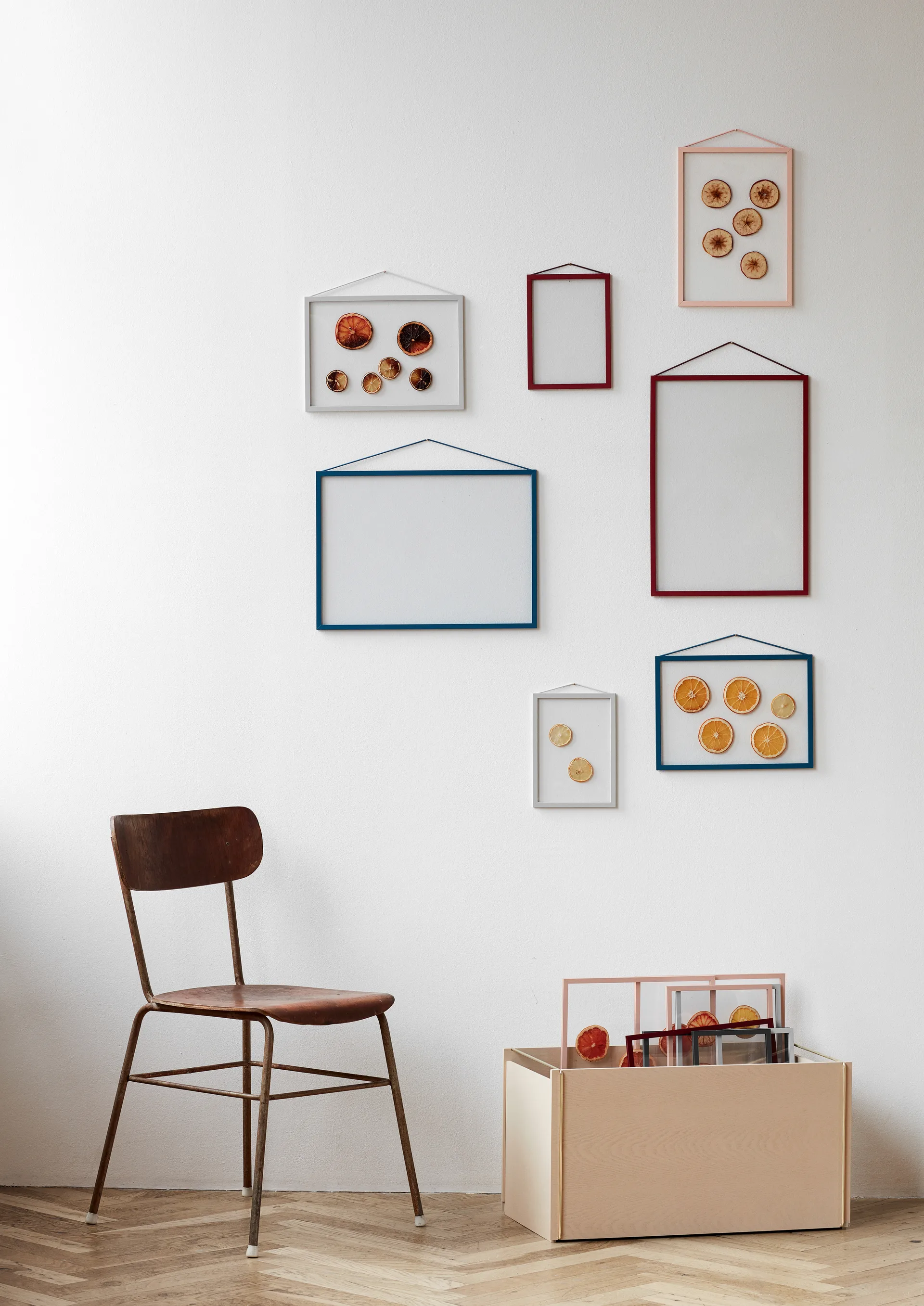 Moebe ramme A4 22,6x31,3 cm, Transparent/Grey MOEBE