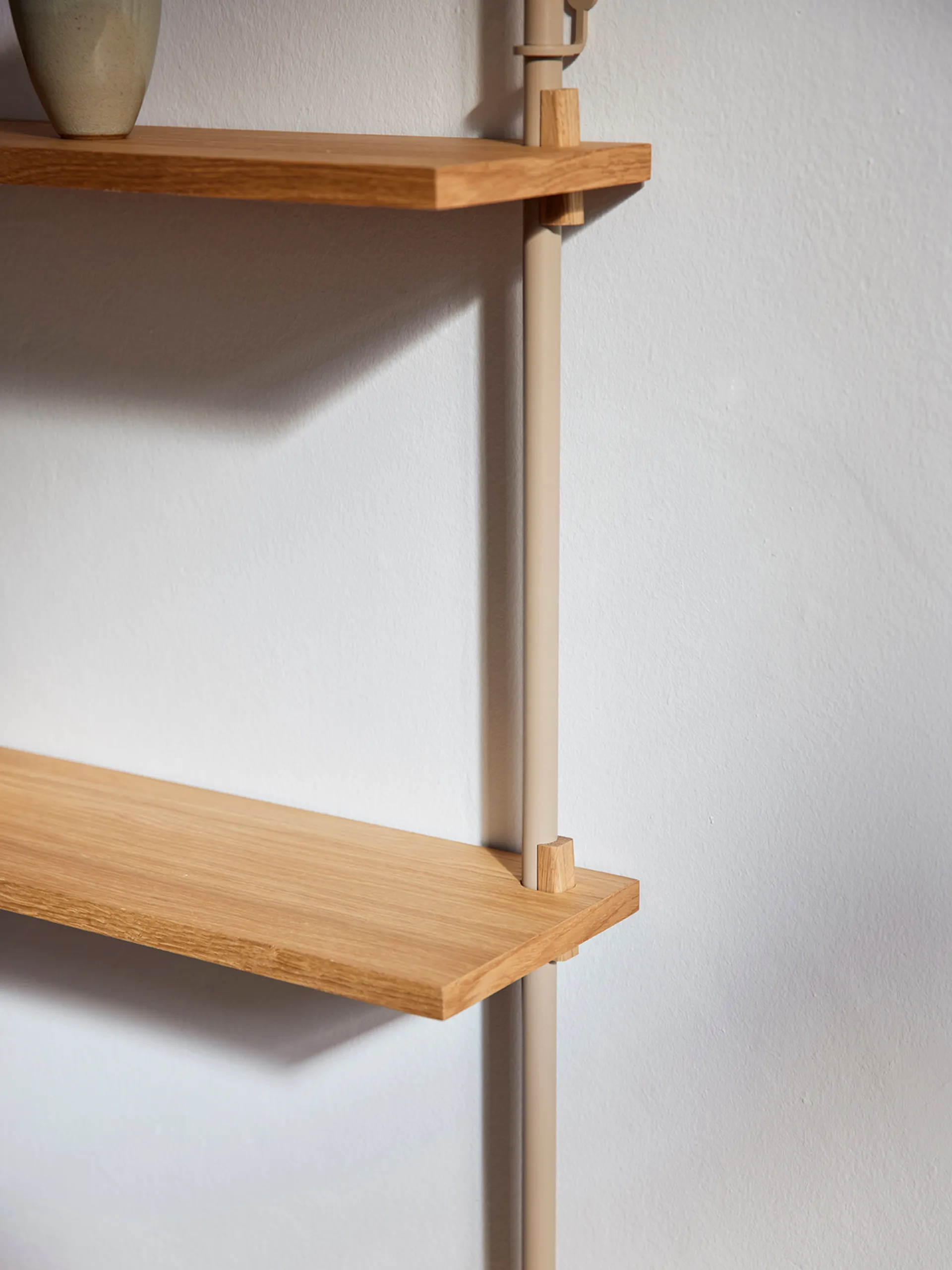 Wall Shelving væghylde, Røget eg-warm grey, 92x65x17,5 cm, WS.65.1 MOEBE