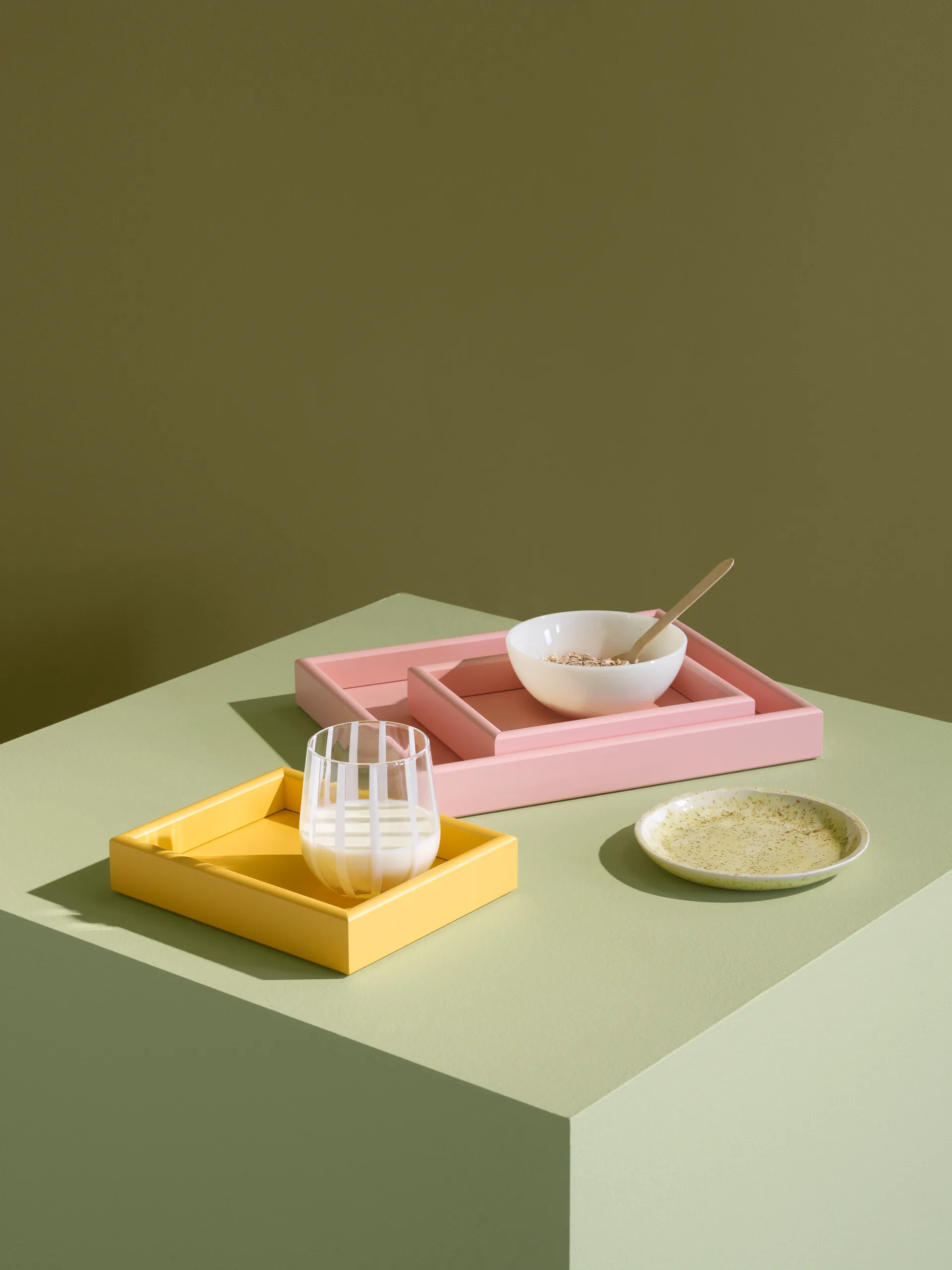 Arrange bakke medium 27,3x32,6 cm, Ruby Montana