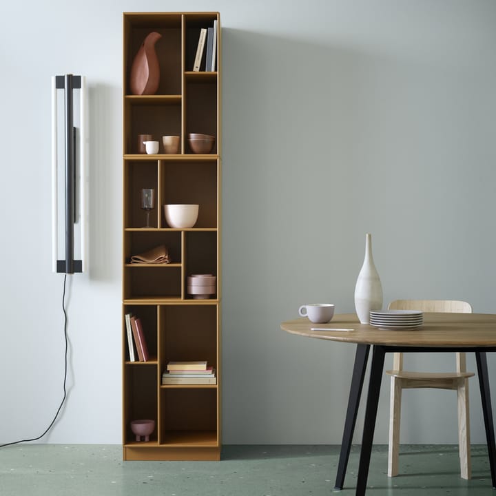 Loom bogreol, anthracite 04, 3 cm sokkel Montana