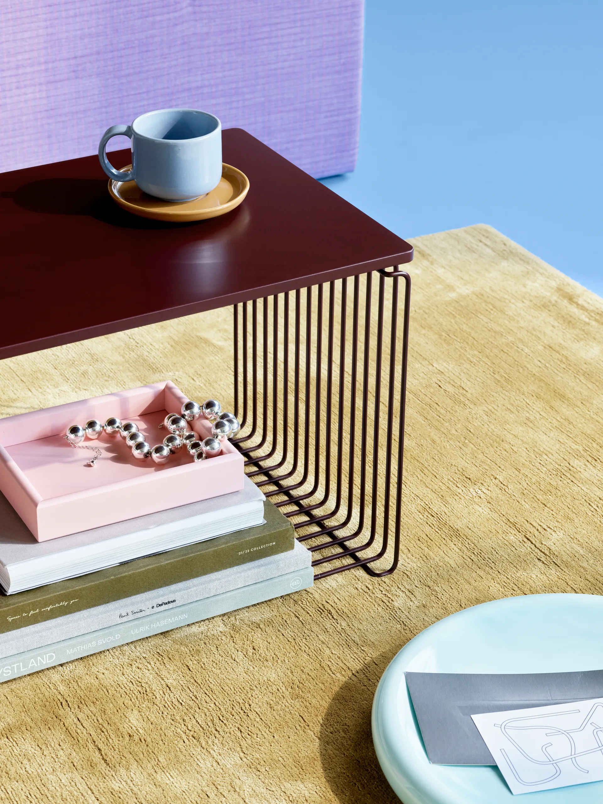 Panton Wire Extended hylde 70x34,8x34,8 cm, Black red Montana