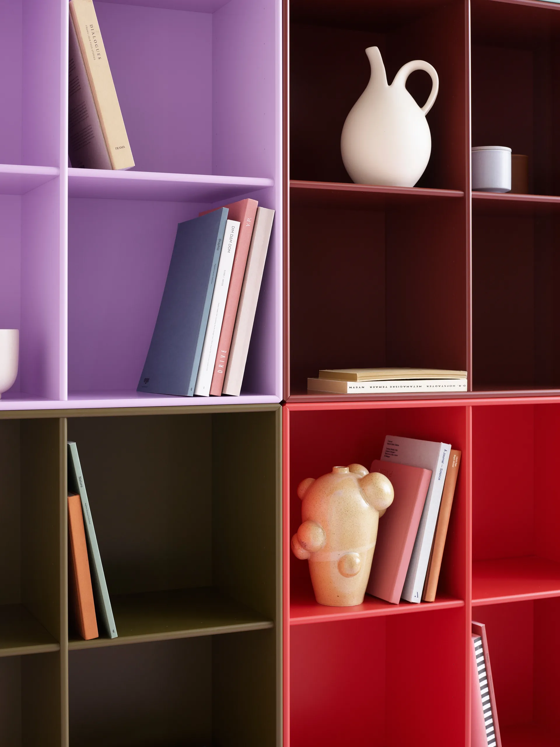 SHOW hylde 69,6x69,6 cm, sokkel 7 cm, 164-Iris Montana