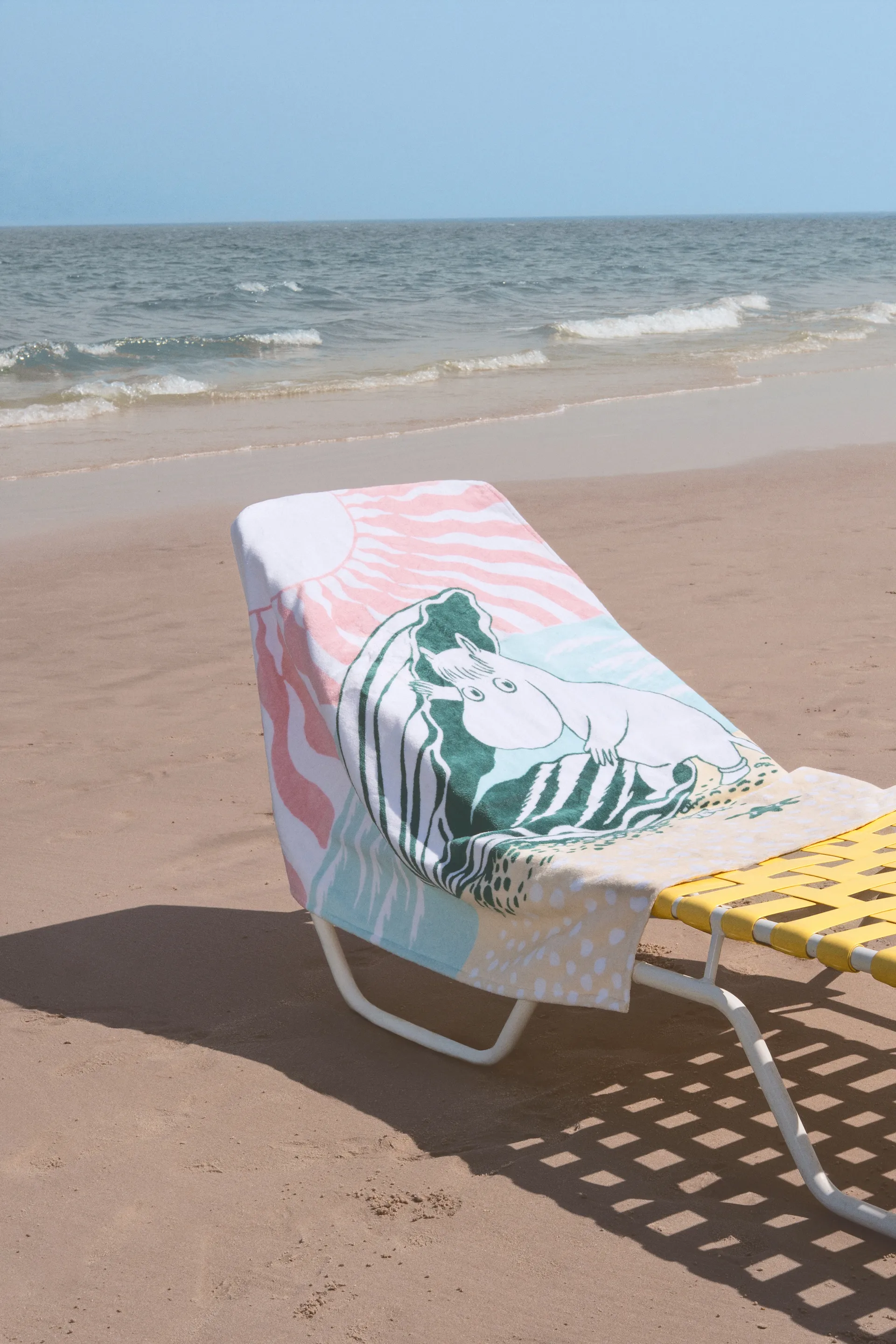 Stranddag Mumi strandhåndklæde, 93x150 cm Moomin Arabia