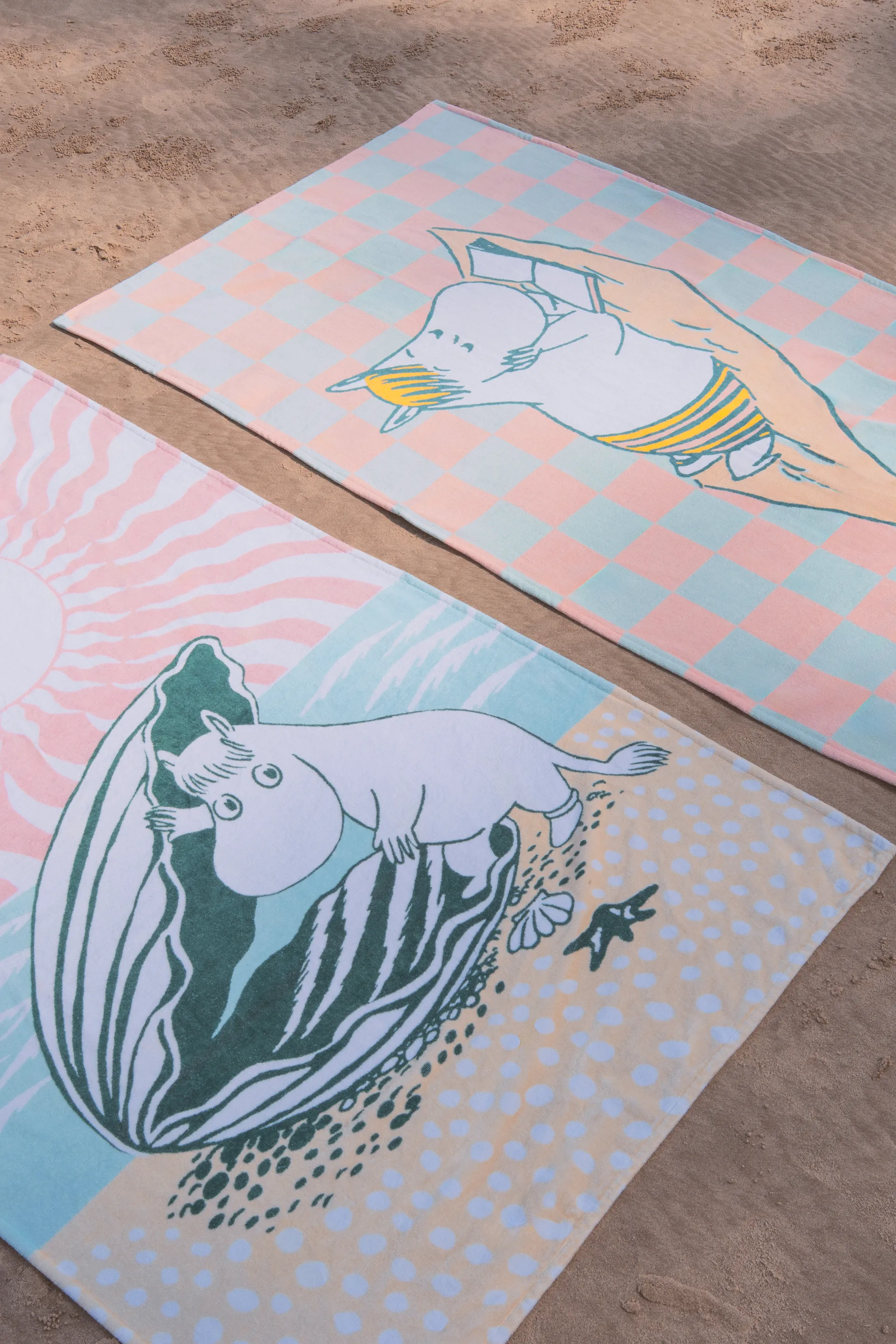 Stranddag Mumi strandhåndklæde, 93x150 cm Moomin Arabia
