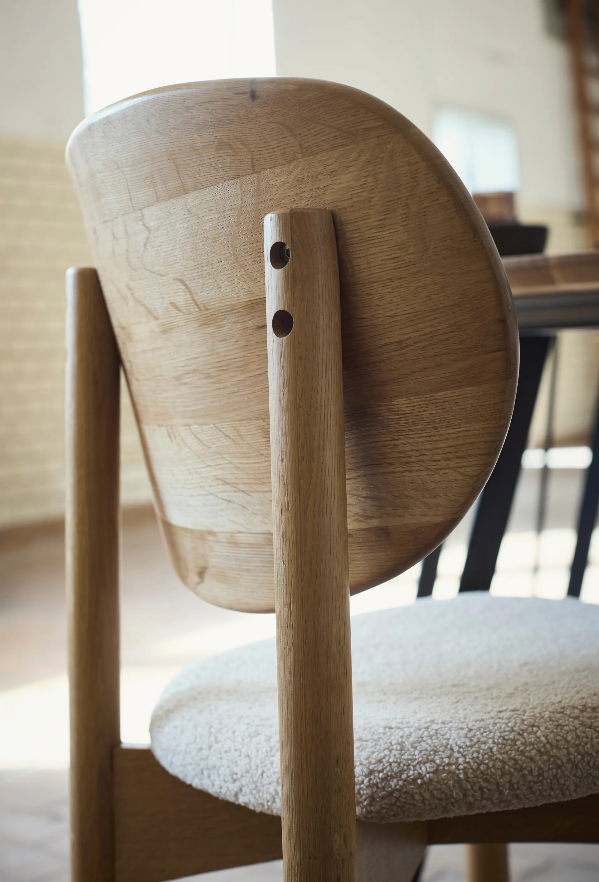 Oka stol, Naturolieret eg, sand MUUBS