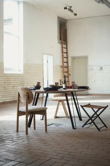 Oka stol - Naturolieret eg, sand - MUUBS