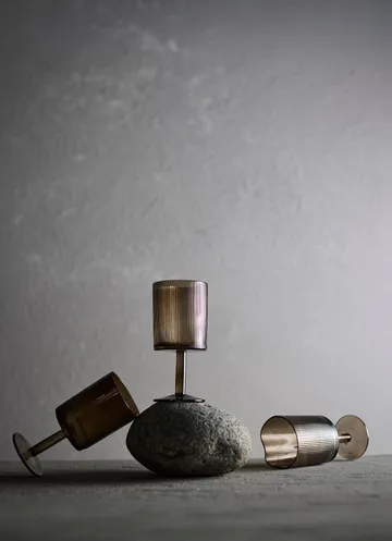 Ripe hvidvinsglas 21 cl - Smoked brown - MUUBS