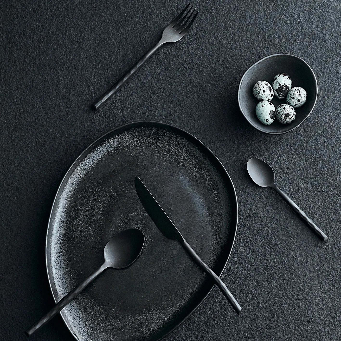 Uta bestik 16 dele, Matt black MUUBS