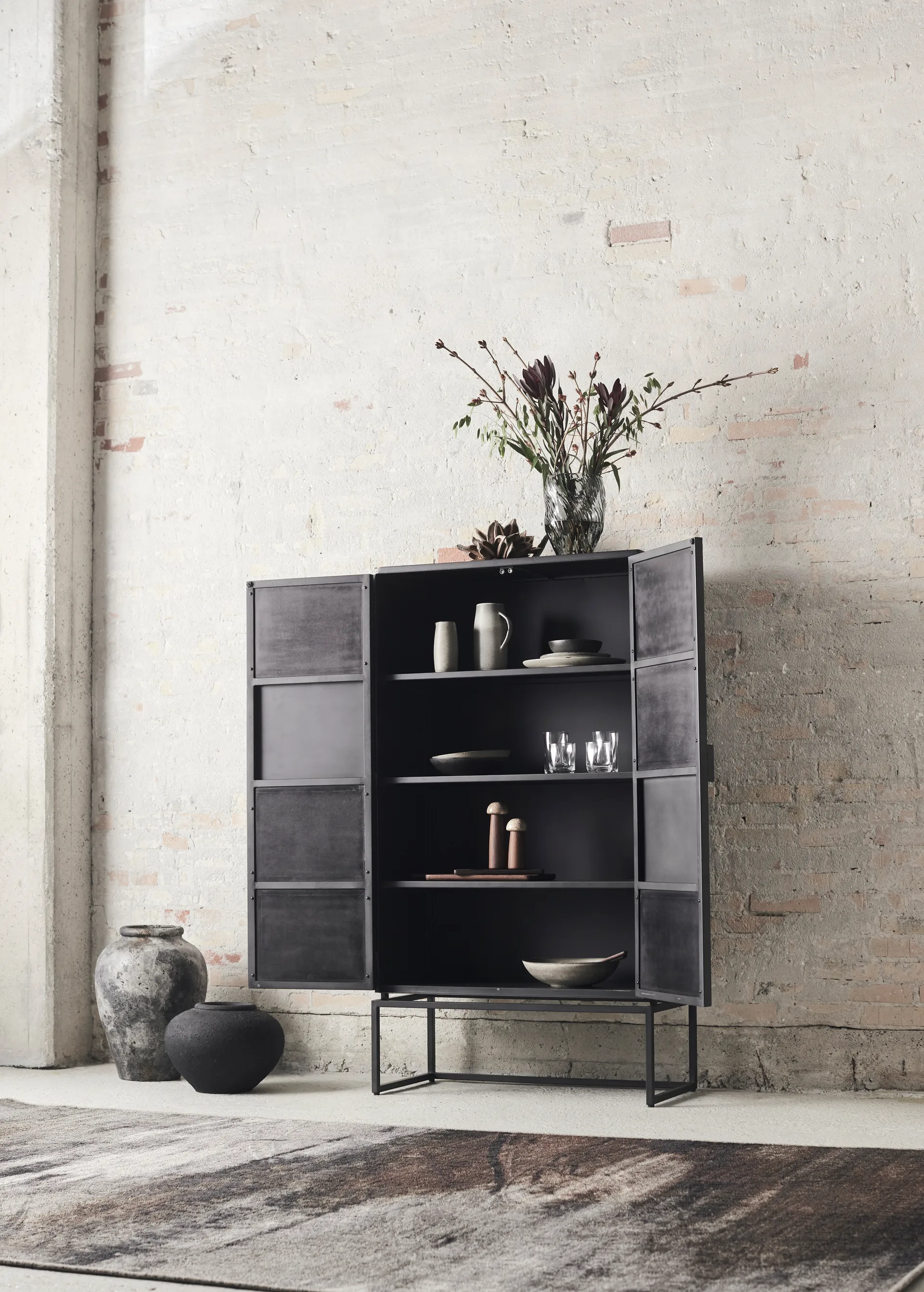 Yami salt- og peberkværn S, Karboniseret asketræ-marmor MUUBS