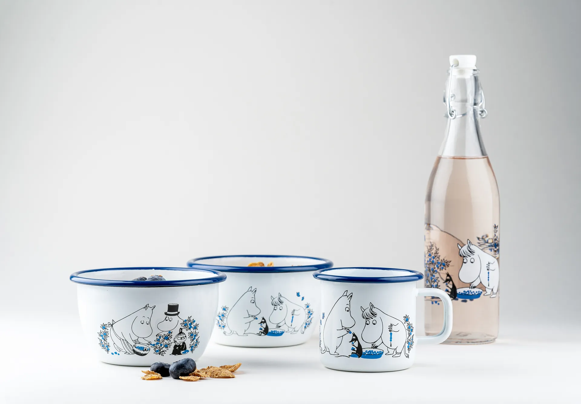 Blueberries emaljeskål 60 cl, Hvid Muurla