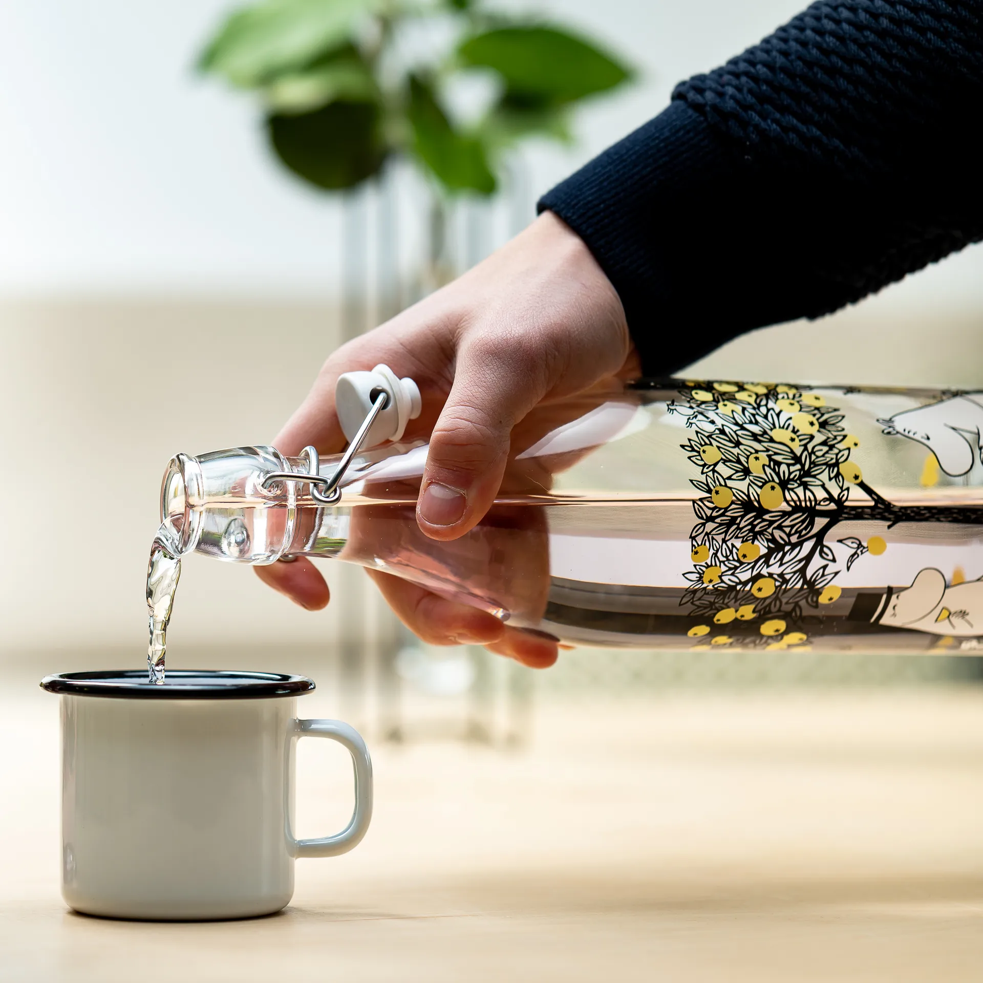 Mumi glasflaske 1 L, Apples Muurla