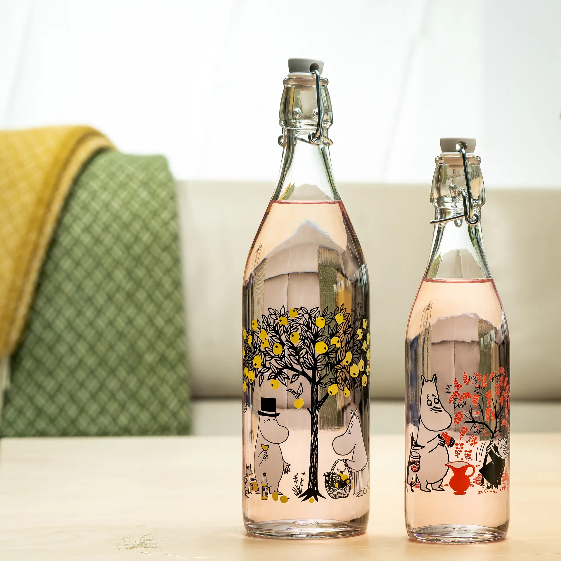 Mumi glasflaske 1 L, Apples Muurla