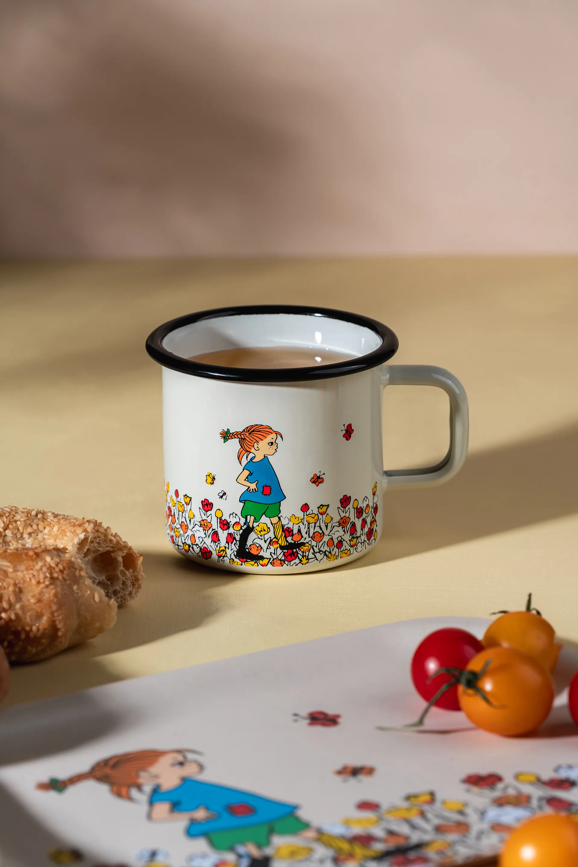 Pippi Longstocking emaljekrus 3,7 dl, Be More Pippi Muurla