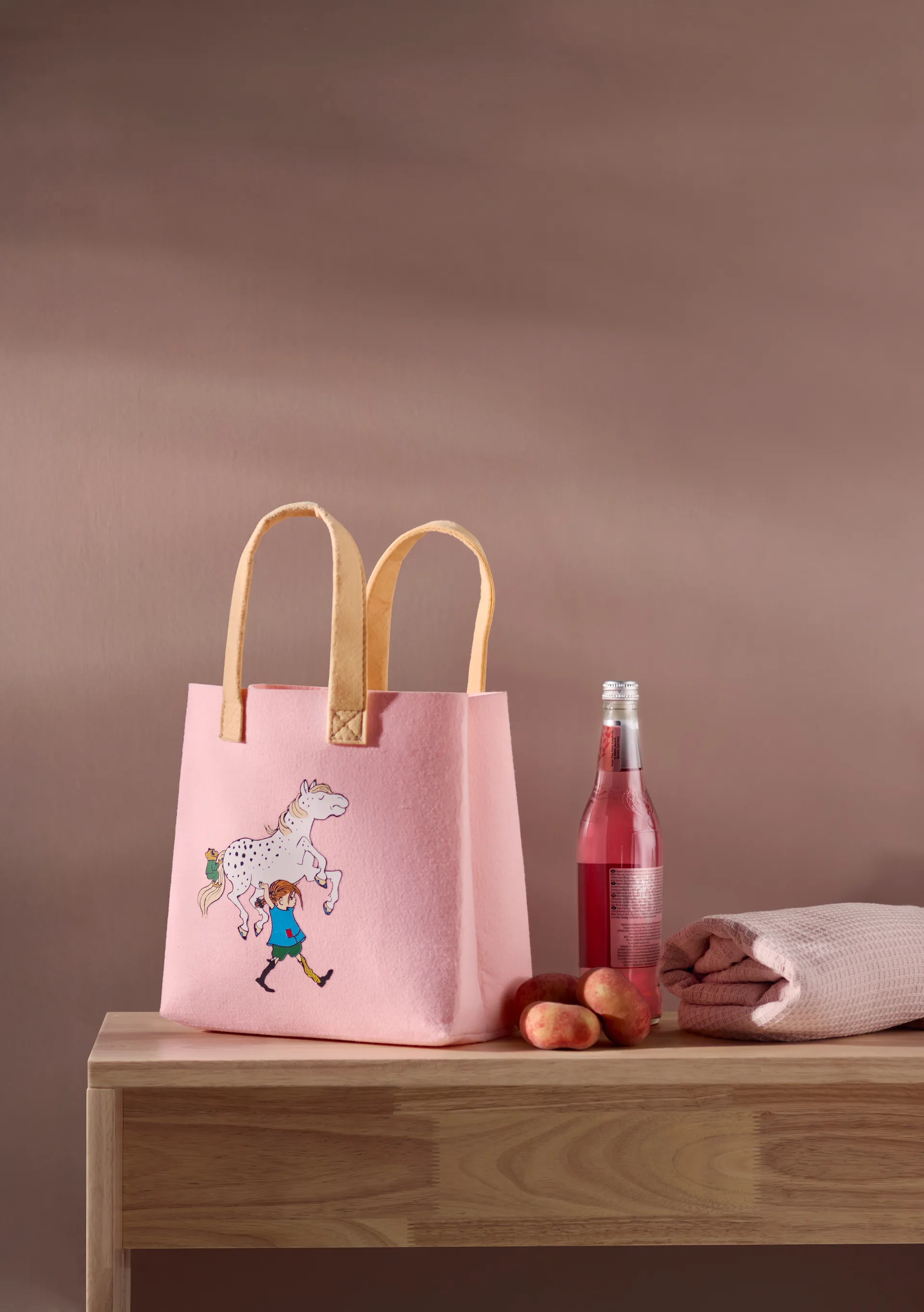Pippi Tote Bag taske 25x25 cm, Pippi and the Horse Muurla