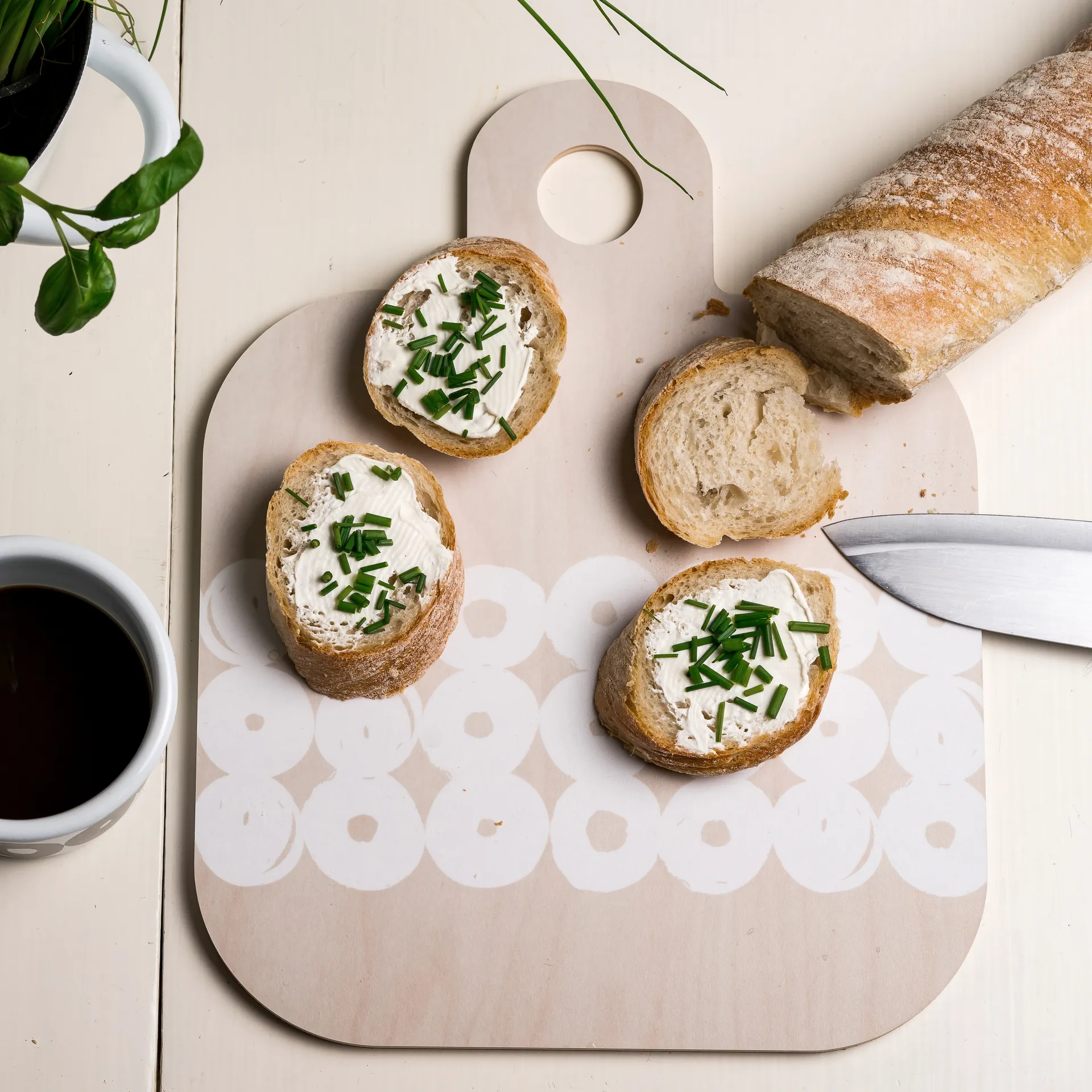 Twirl skærebræt 25x32 cm, birk-hvid Muurla