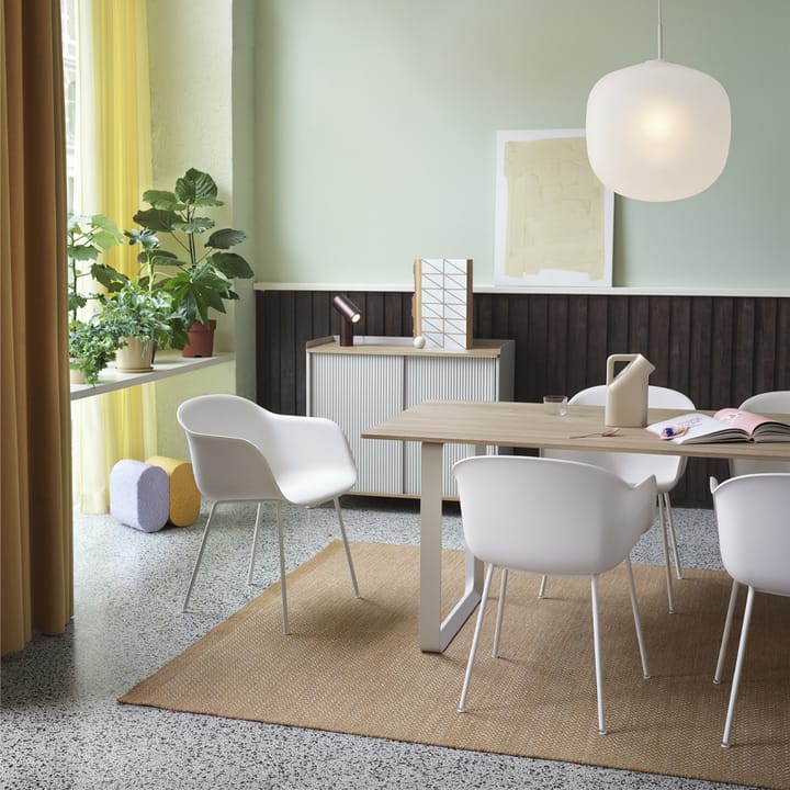 70/70 spisebord 225x90 cm, Oak veneer/Plywood/Sand Muuto