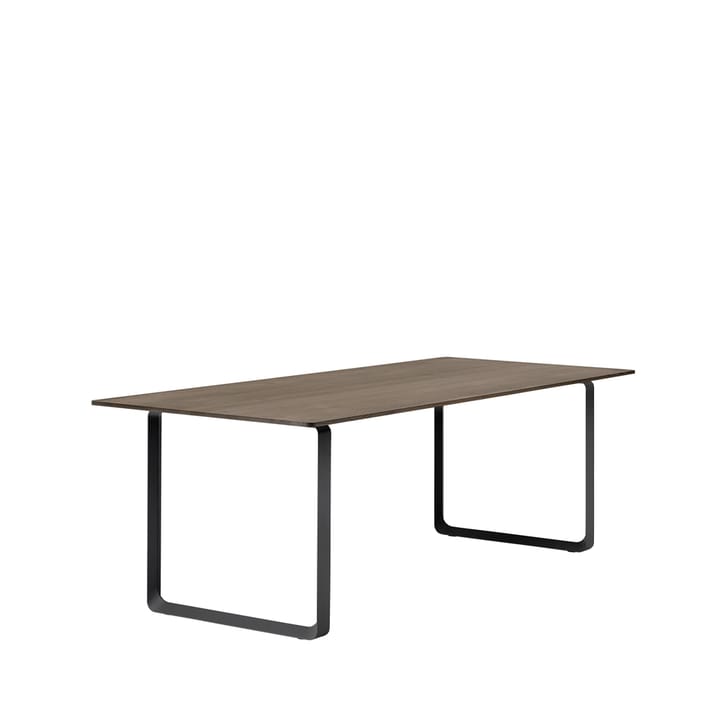 70/70 spisebord 225x90 cm, Solid Smoked Oak/Black Muuto
