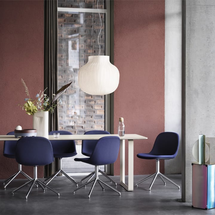 70/70 spisebord 225x90 cm, White laminate/Plywood/Black Muuto