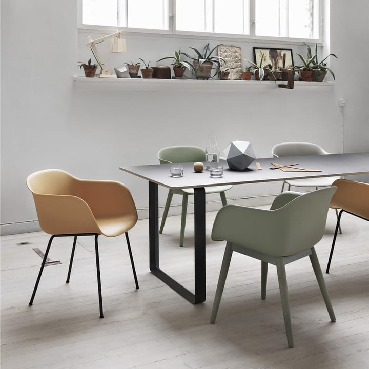 70/70 spisebord 255x108 cm, Solid Smoked Oak/Sand Muuto