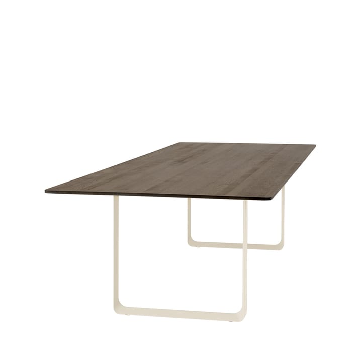 70/70 spisebord 295x108 cm, Solid smoked oak/Sand Muuto