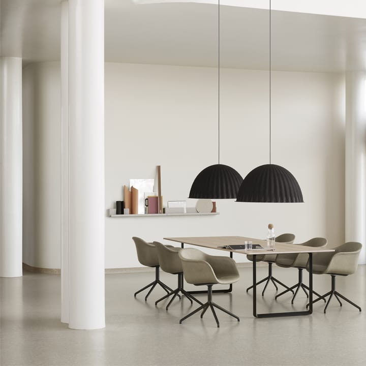 70/70 spisebord 295x108 cm, White laminate/Plywood/Sand Muuto