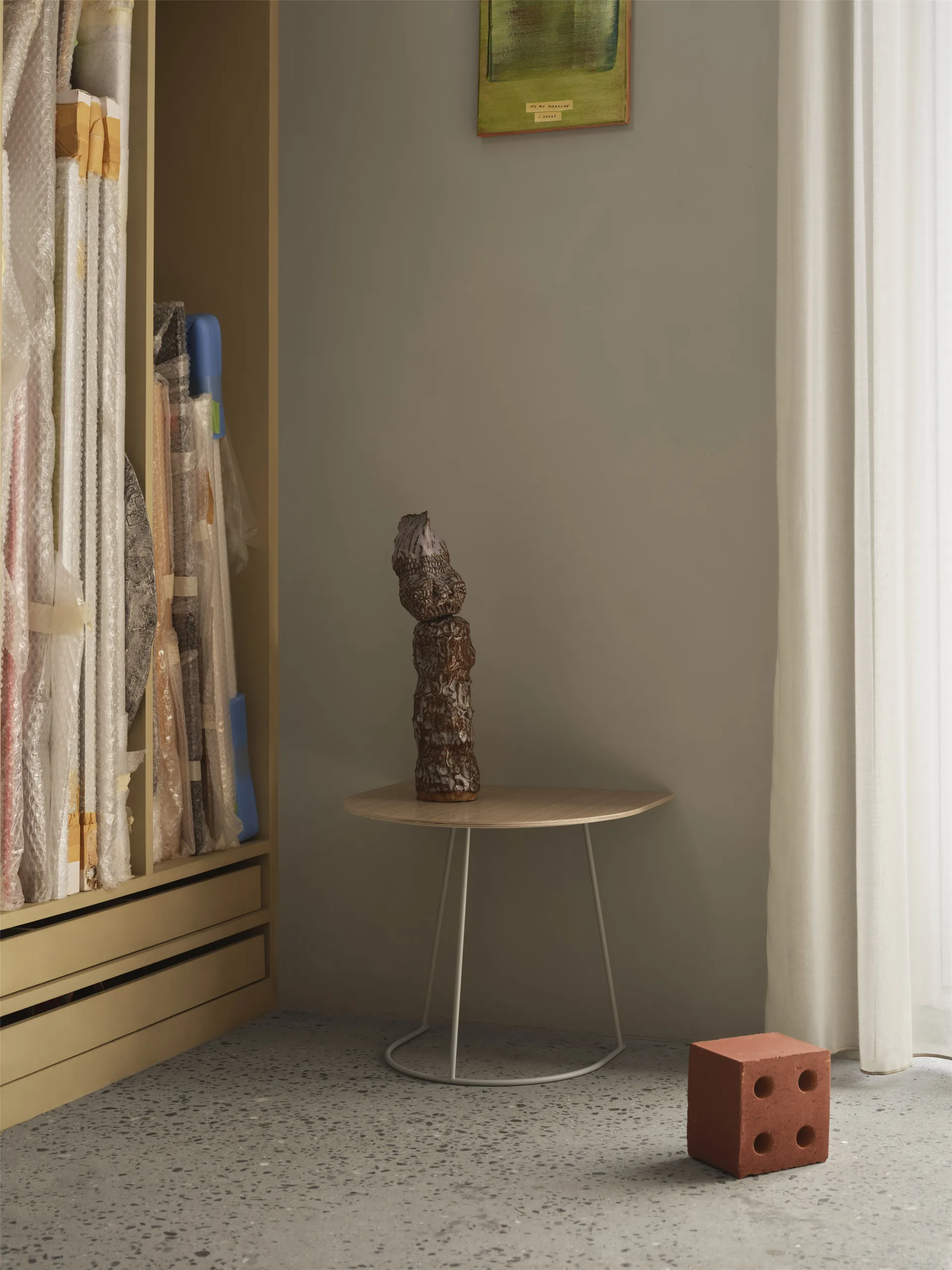 Airy sofabord half size, Lakeret egefinér-off white Muuto